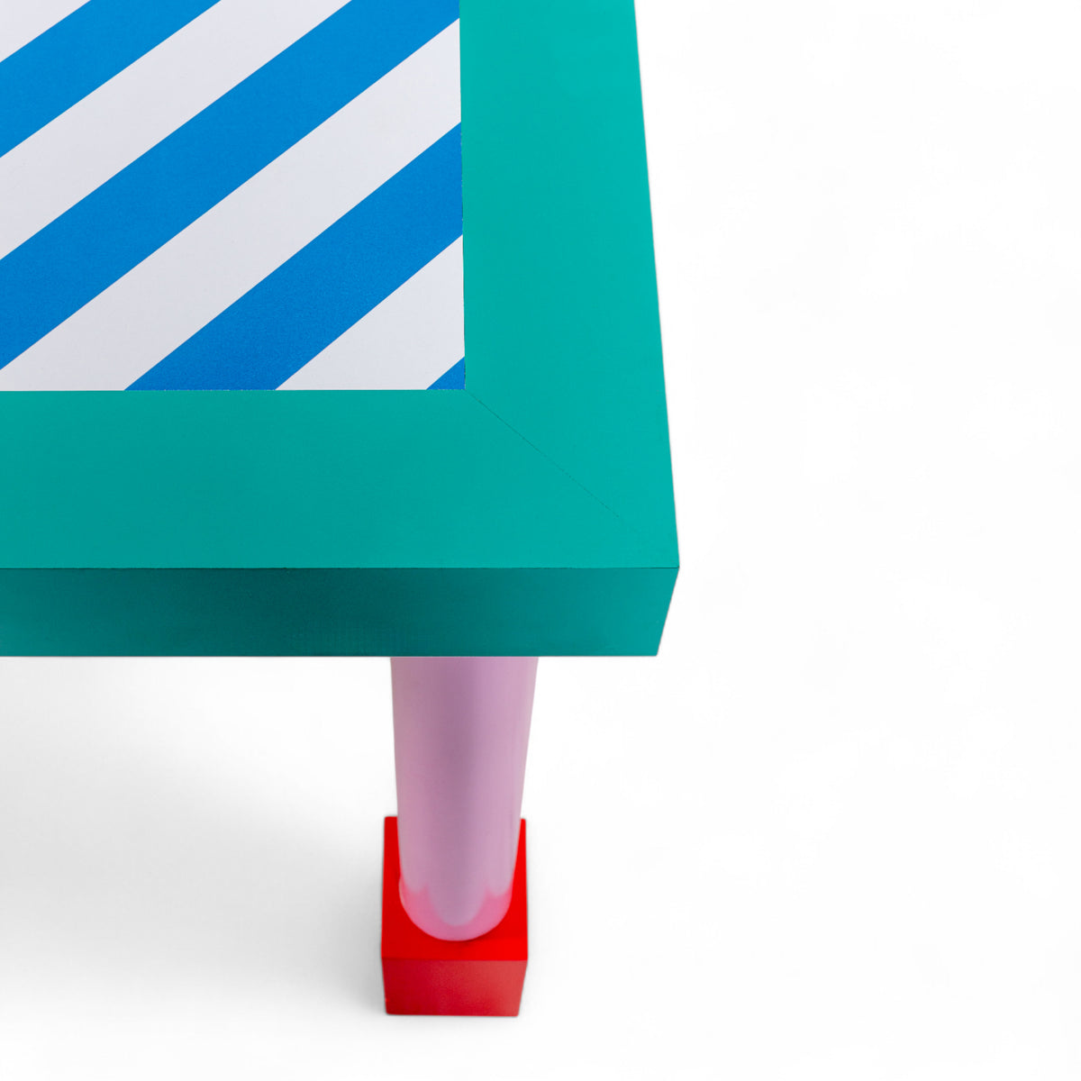 SUPERSQUARE TABLE BLUE STRIPES
