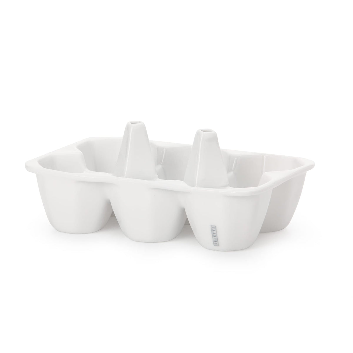 Estetico Quotidiano The Egg Holder