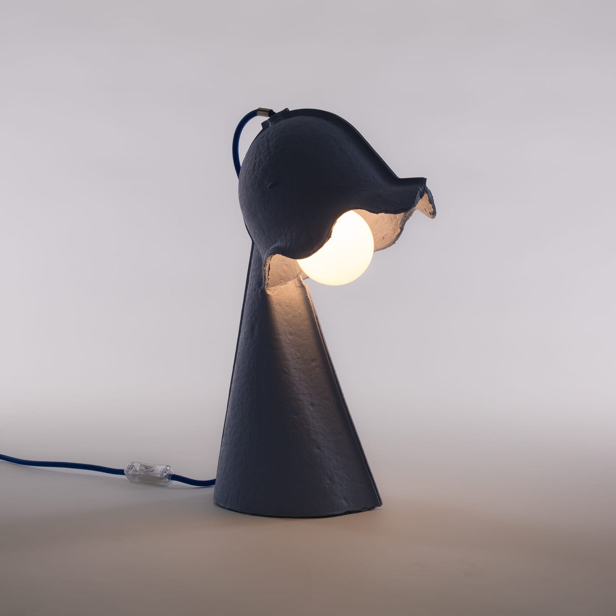 Egg of Columbus Table Lamp Azzurra