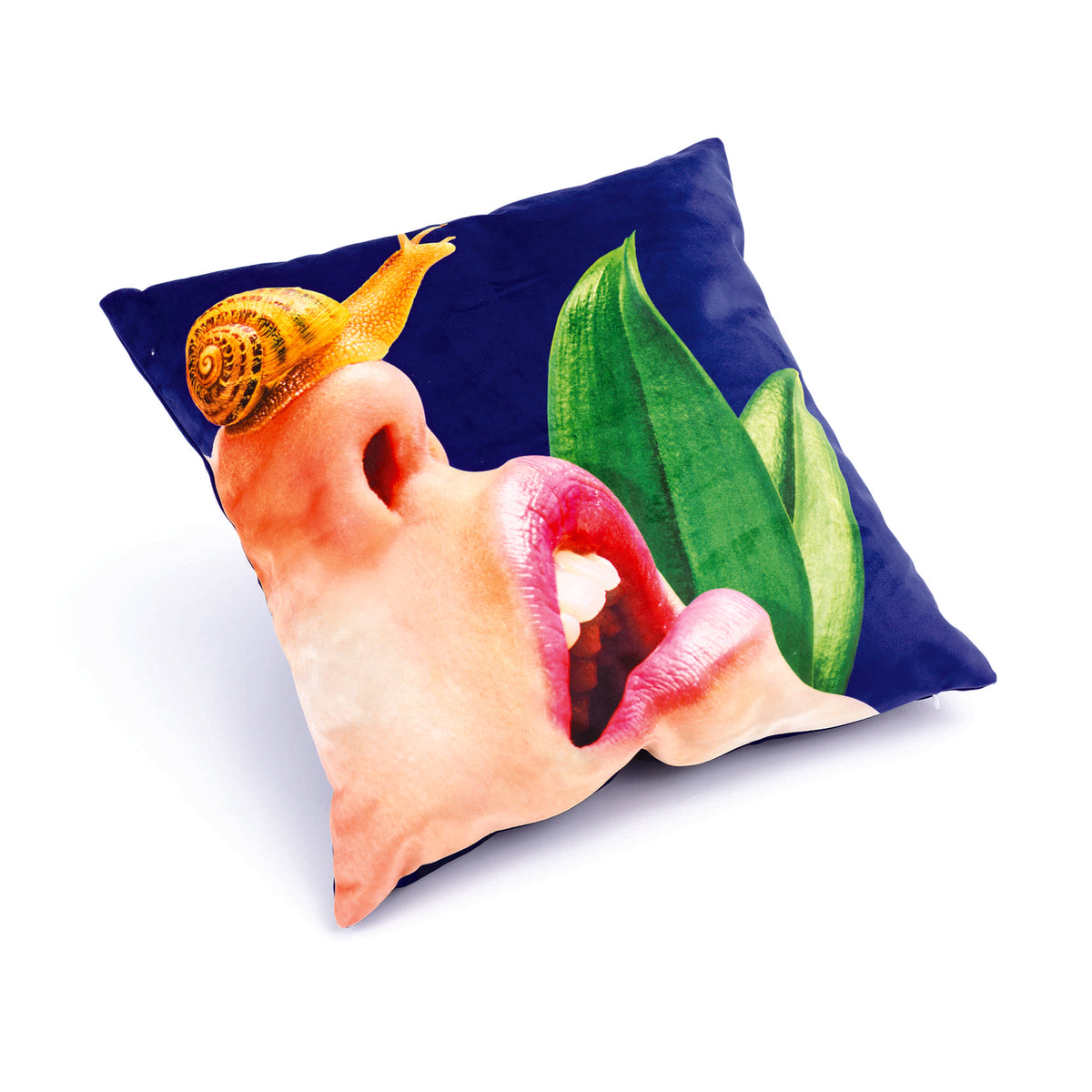 Cushion Snail With Polyester Padding