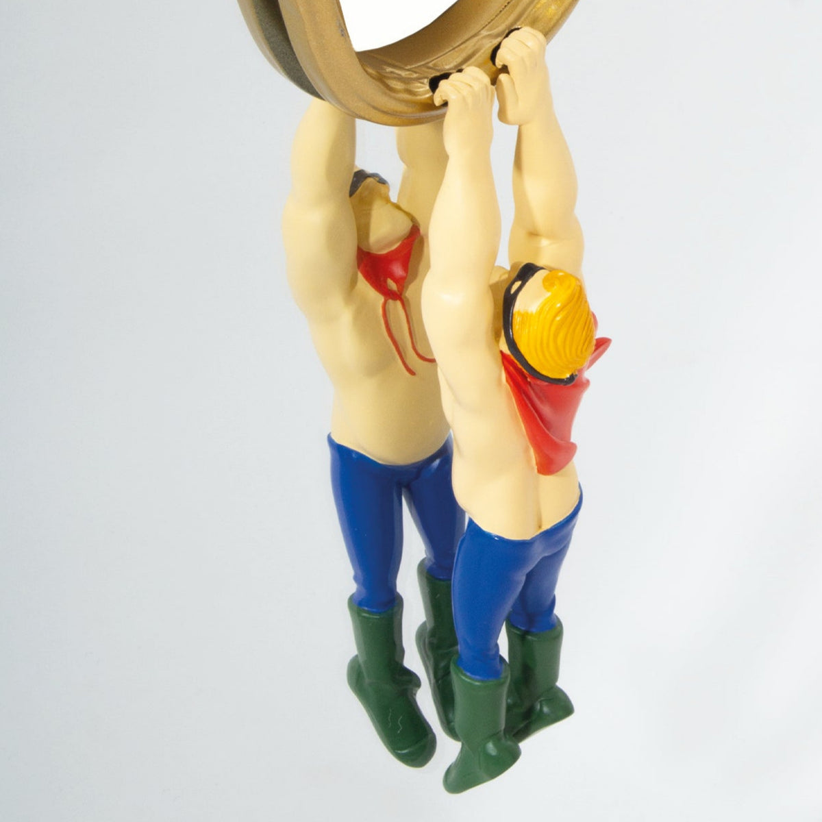 CIRCUS MIRROR - SUPERHERO - SOSTITUZIONE STATUA