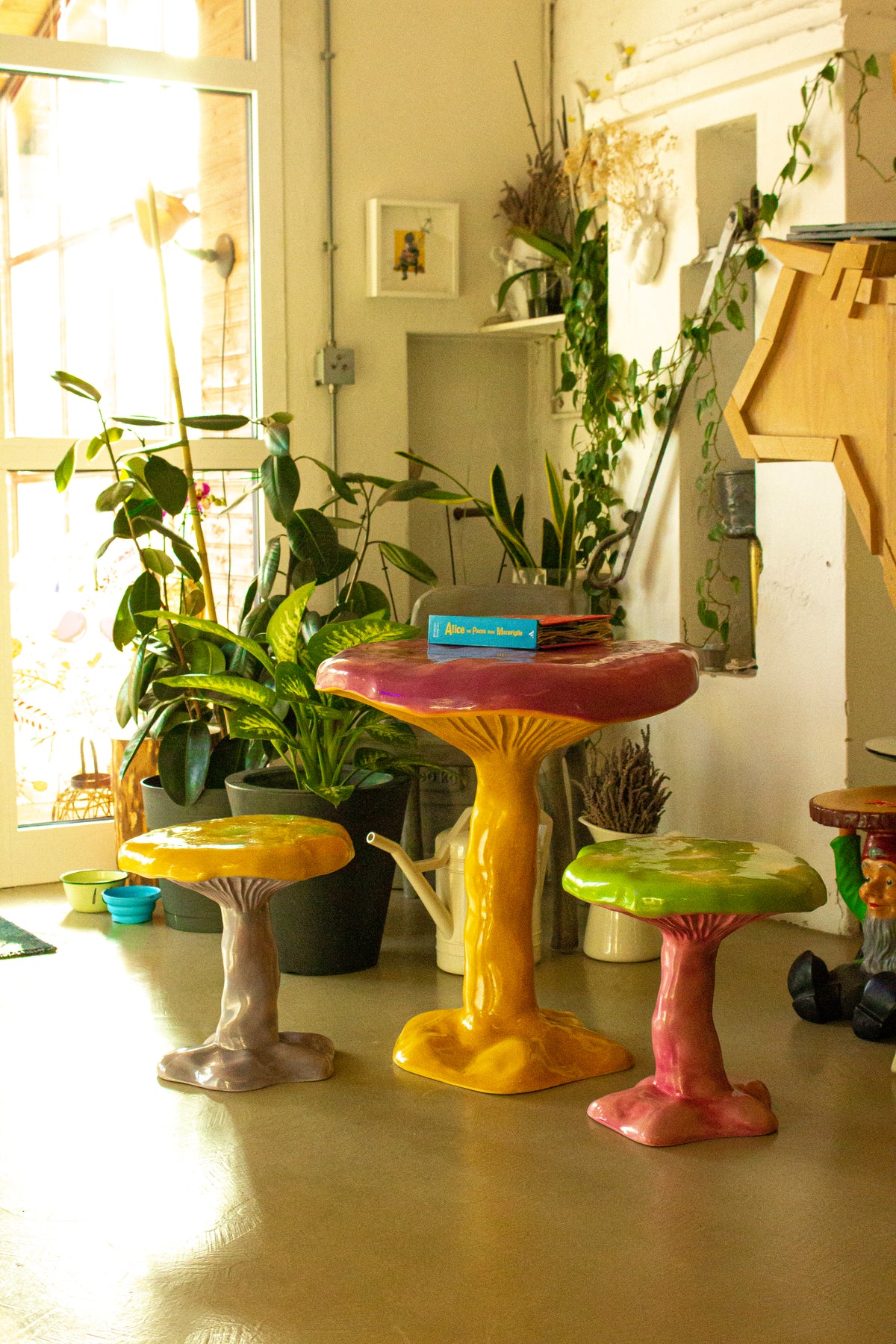 Amanita - Stool Green