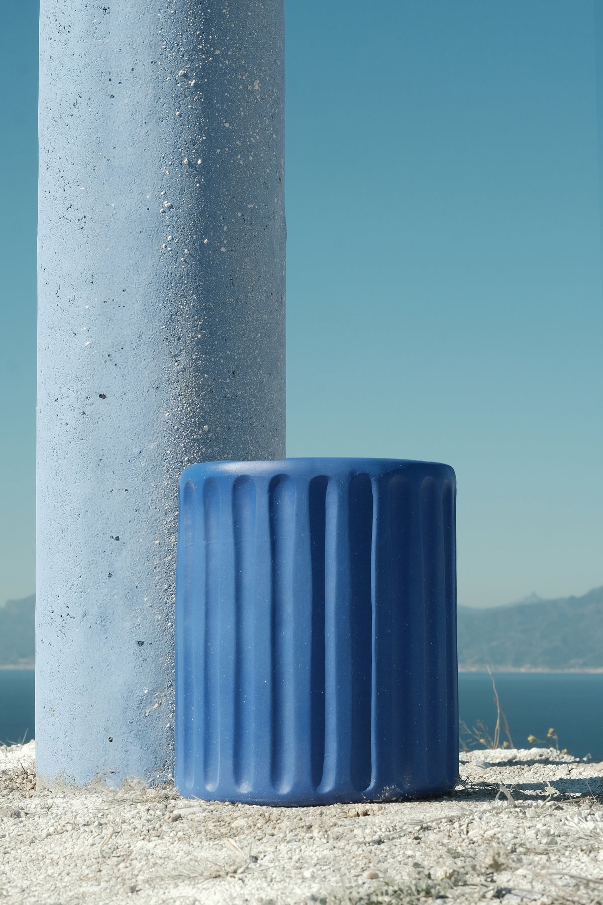 Terracotta Vase with Saucer Dorico Blue