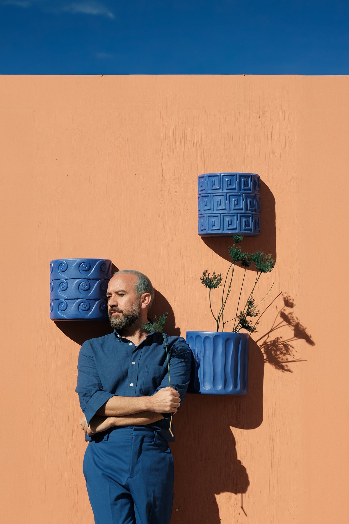 Terracotta Wall Vase Onde Blue