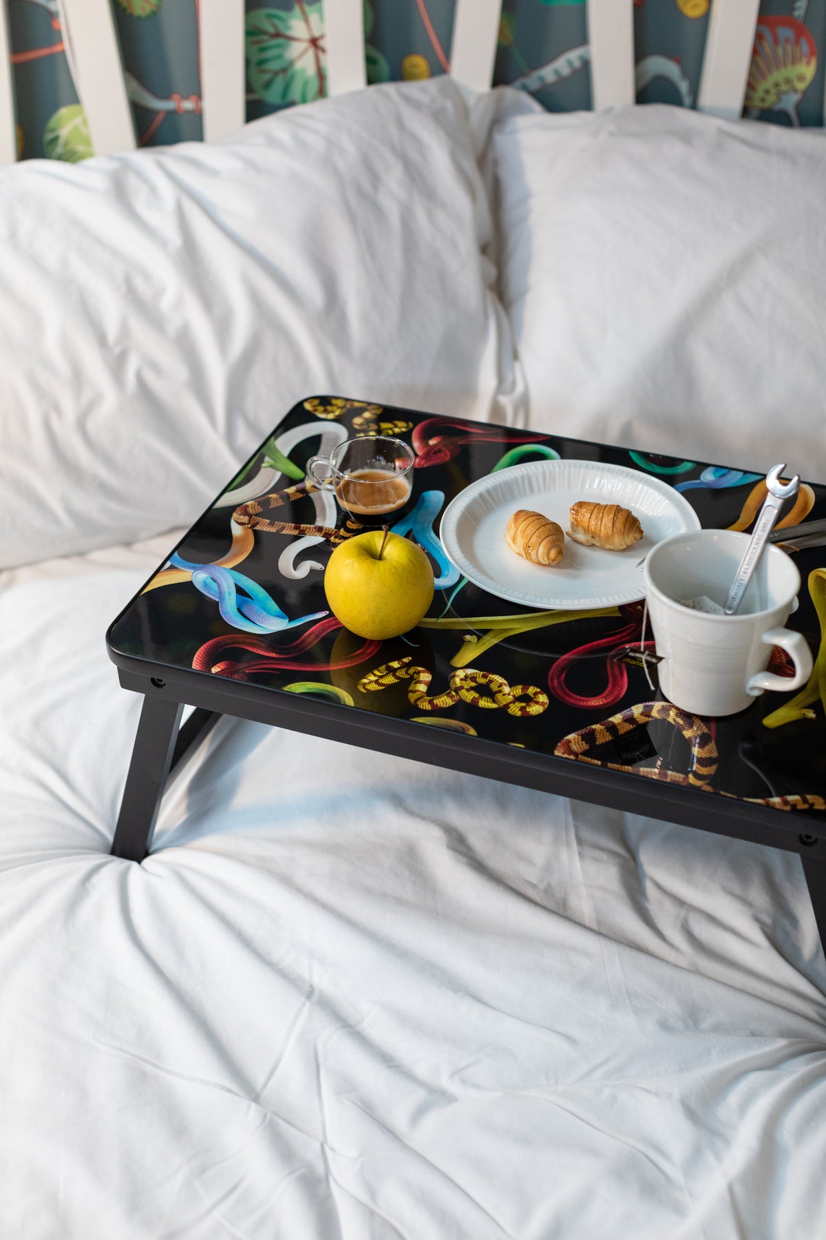 Sofa Tray Snakes