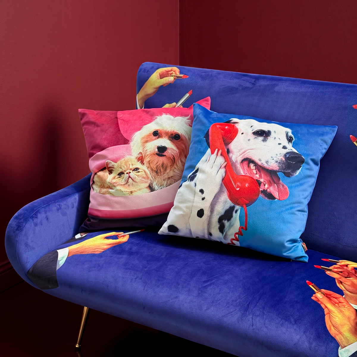 TOILETPAPER PETS CUSHION - DOG CALL CENTER