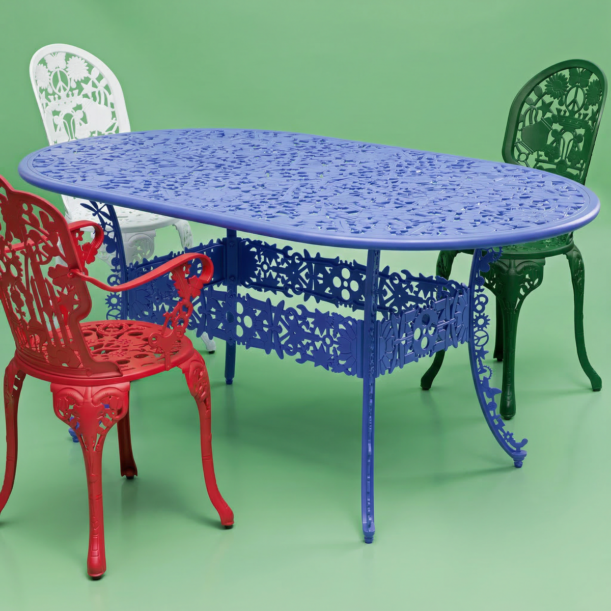 Industry Collection ALUMINIUM OVAL TABLE - SKY BLUE